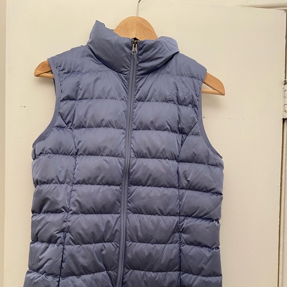 Eddie Bauer NWTs Size S Blue Vest - Picture 1 of 4